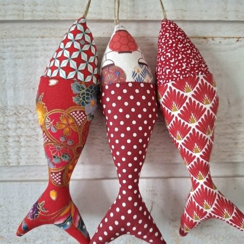 Lot de 3 poissons tissus rouge (n°5)