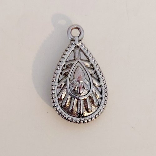 Petit pendentif