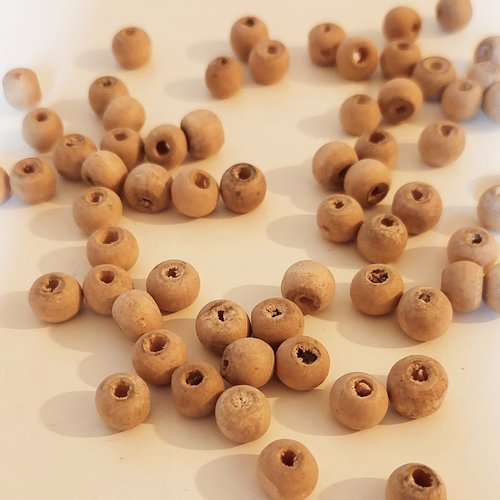 Lot de perles en bois