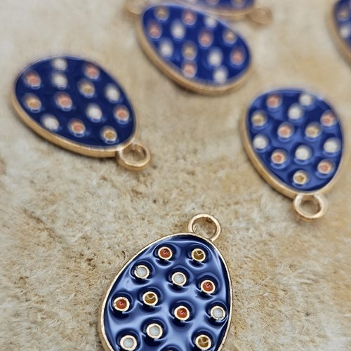 Breloque œuf de pâques émaillé – pendentif œuf bleu – breloque bijou – fourniture création bijoux