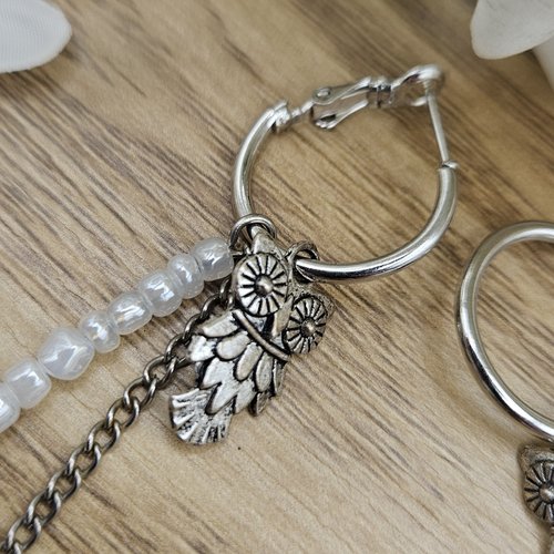 Boucles d’oreilles bohèmes asymétriques – chouettes de seconde vie