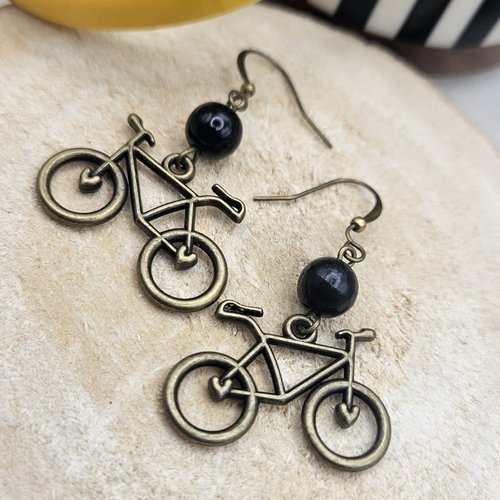 Boucles d’oreilles vélo – perles & breloques de seconde vie
