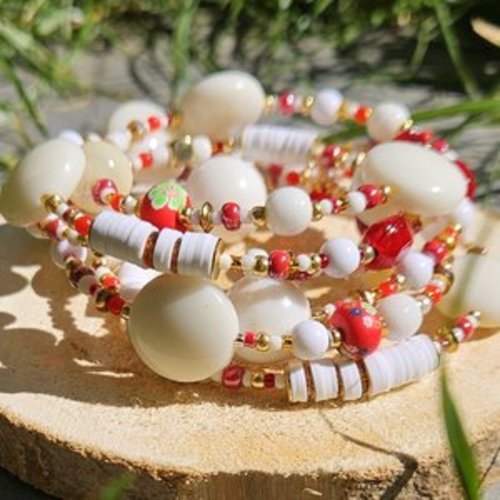 Bracelet bohème rouge et blanc multi-tours – perles de seconde vie – pièce unique