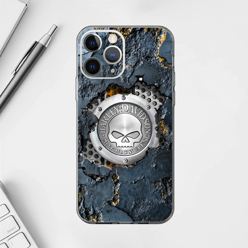 Coque pour iphone biker en hd incrusté dans la route