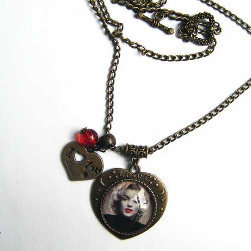 Pendentif &quot;éternelle marilyn&quot;