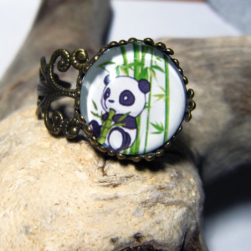 Bague cabochon, panda