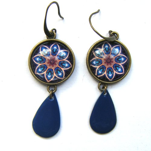 Boucles d'oreilles cabochons mandala bleu, pampille