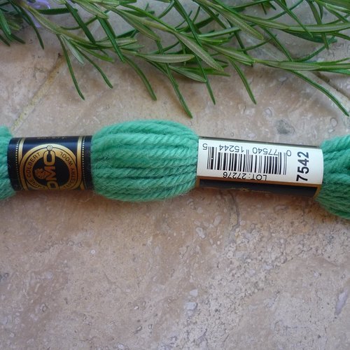 Echevette de laine colbert dmc vert jade