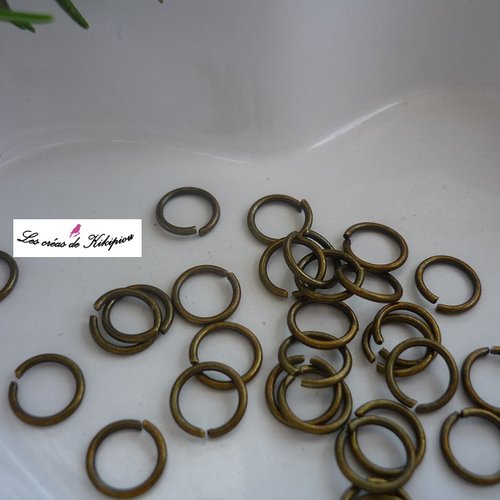 Lot de 30 anneaux ouverts bronze de 8mm