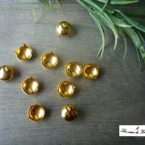 10 demi-boules à griffes dorées