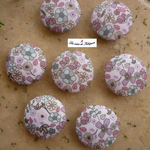 Lot de 7 boutons recouverts fantaisies de 2,2cm de diamètre