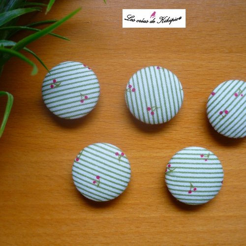 5 boutons recouverts de tissu fantaisie de 24 mm