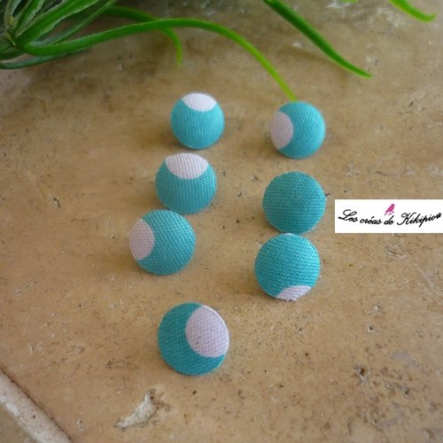7 boutons recouverts de tissu fantaisie de 10 mm