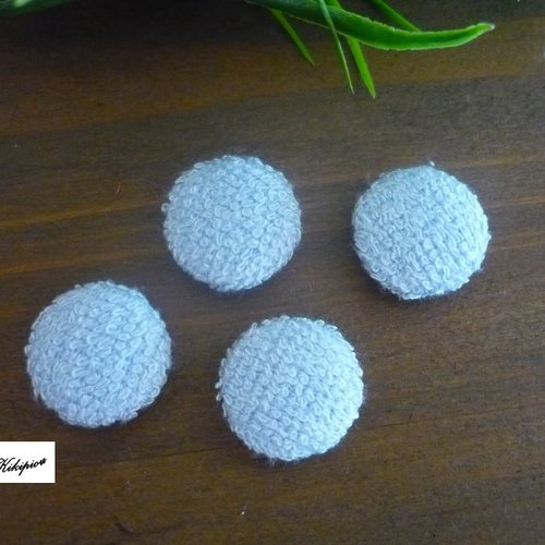 4 boutons recouverts de tissu éponge bleu ciel de 20 mm