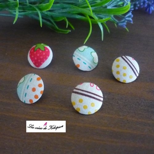 5 boutons recouverts de tissu fantaisie de 16mm