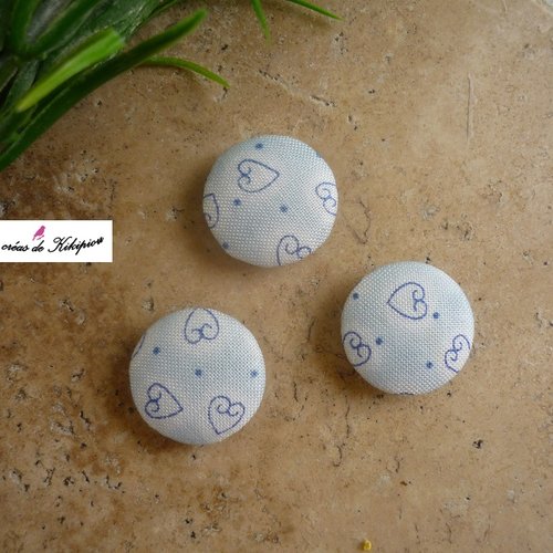 3 boutons recouverts de tissu fantaisie de 22 mm