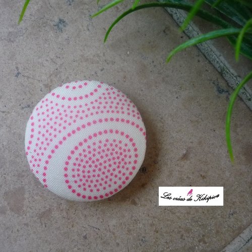 Bouton recouvert de tissu fantaisie de 36mm