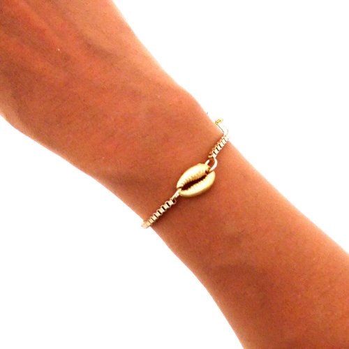 Bracelet doré, chaine, coquillage, femme, fille, taille s / m