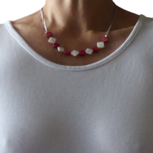 Collier, princesse, chic , élégant,perles, nacre, chaine, femme