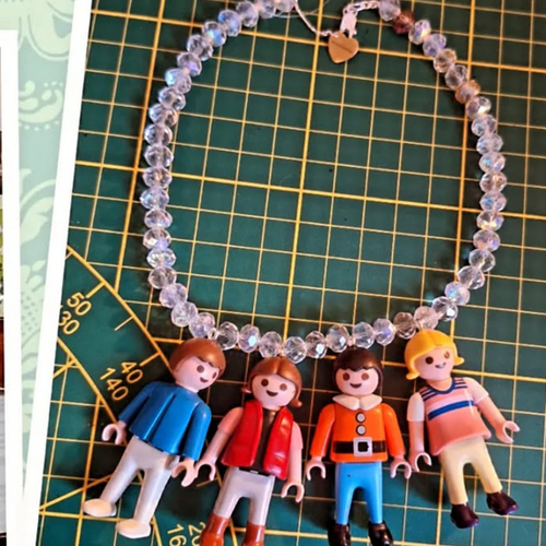 Playmocollier