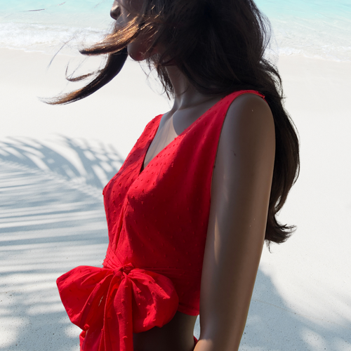 Top dos nu en voile de coton plumetis rouge