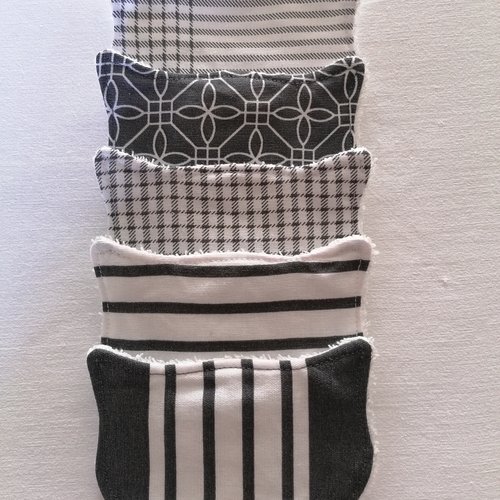 Lingettes démaquillantes