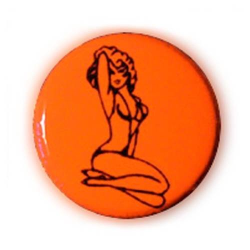 Badge pinup tattoo noir sur fond orange pin up rock rockabilly ø25mm