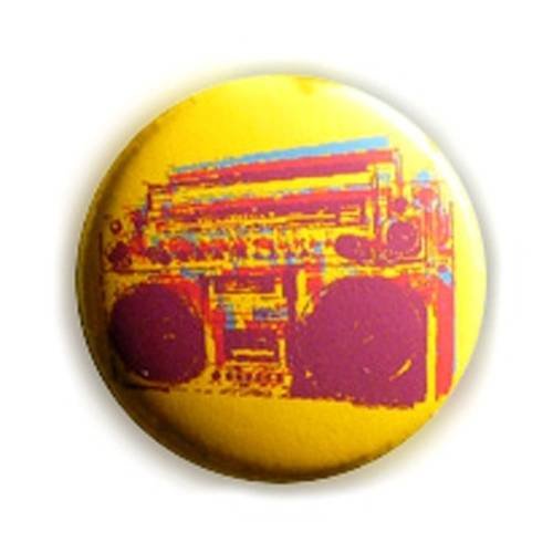 Badge ghetto blaster jaune stylisé rock hip hop rap ø25mm