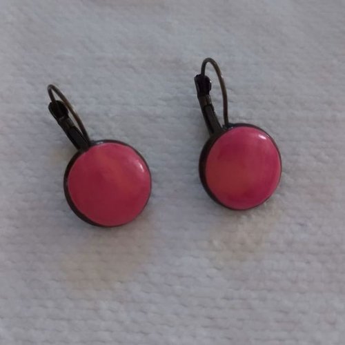 Boucles d'oreilles  dormeuses  cabochon  fimo
