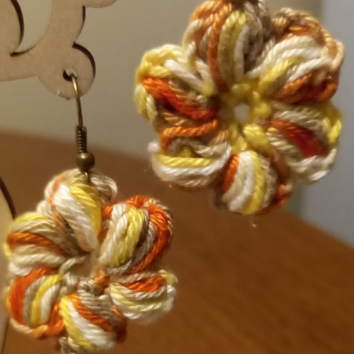 Boucles d'oreilles  fleur au crochet