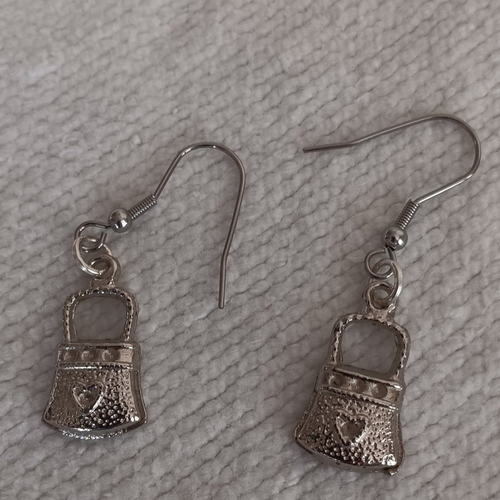 Boucles d'oreilles  sacs argentés