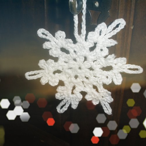 Flocon  de neige  en coton  blanc