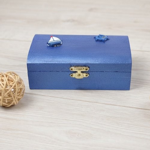Boite à bijoux en bois