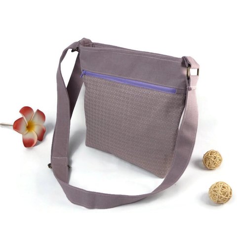 Sac bandoulière en tissu vieux rose
