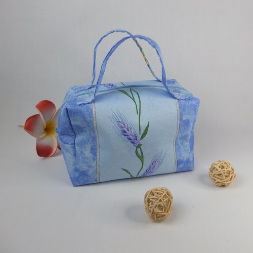 Petite trousse de toilette