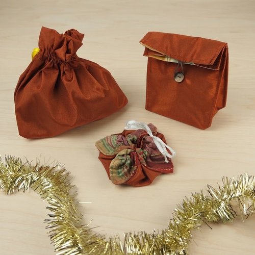 3 pochettes à cadeaux réutilisable