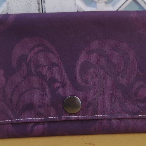 Pochette en toile enduite violette pour papiers de véhicule