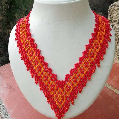 Collier rocaille rouge orange