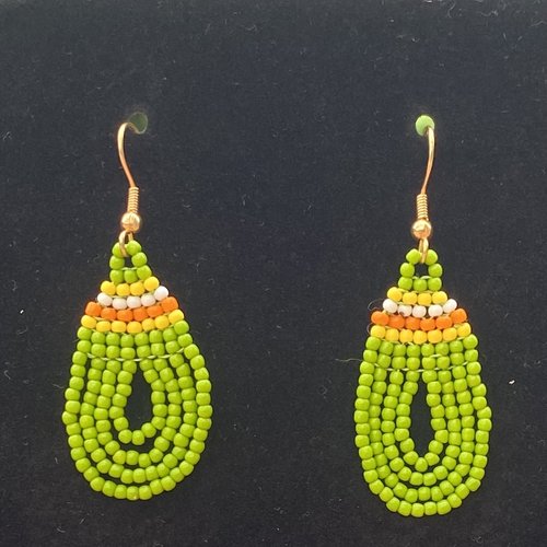 Boucles pendantes olive