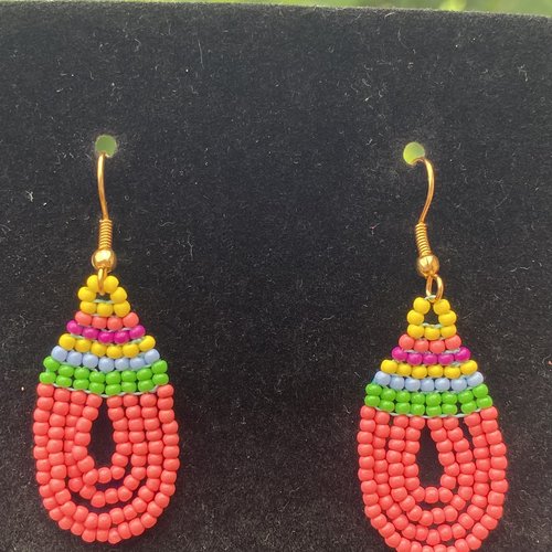 Boucles pendantes olive