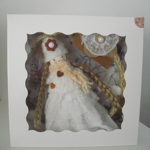 Décoration poupée macramé