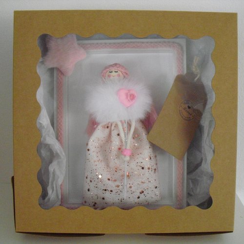 Décoration poupée macramé