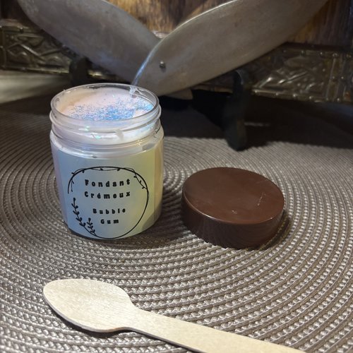 Fondant crémeux parfum bubble gum