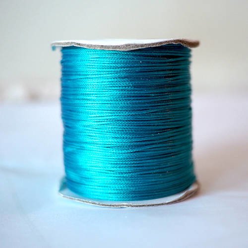 Cordon de polyester très fins 0.05 mm couleur bleu canard vendu au mètre *pour bracelet* 