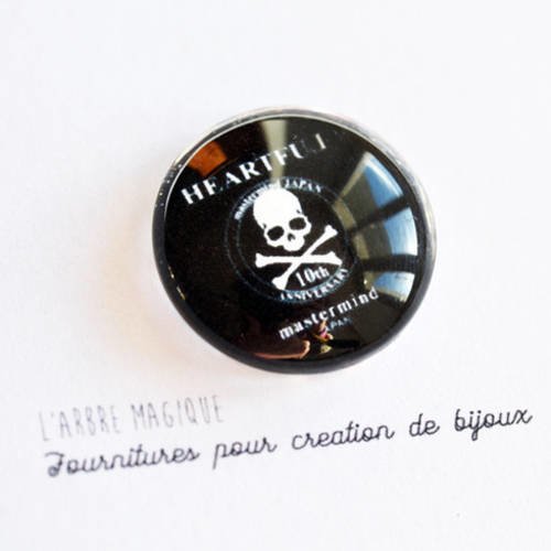 2 cabochons à coller tête de mort  skull 30  en verre 14 mm 