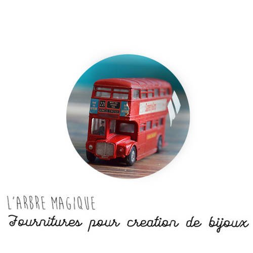 Bus imperial uk rouge  2 cabochons fantaisie en verre ref712-18 mm 