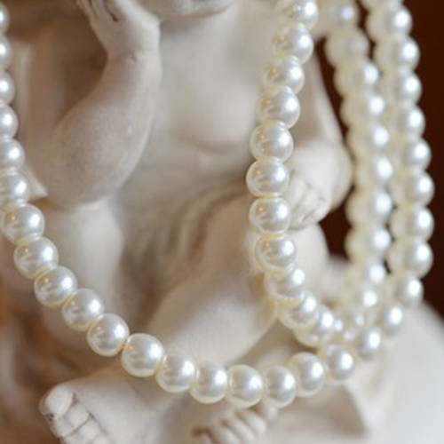 10 perles en verre nacrée ivoire dimension 4 mm 