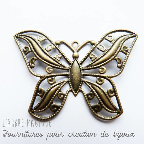 Grand pendentif le papillon métal couleur laiton bronze x 1 refpap51 