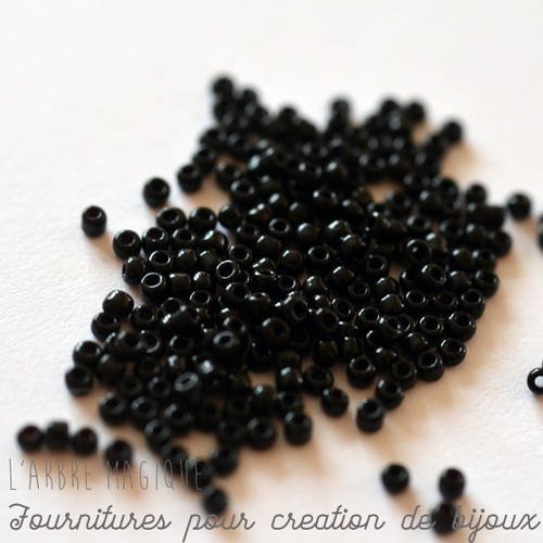 20g rocaille noir irrégulière dimension 20 mm plus ou moins 3000 perles 