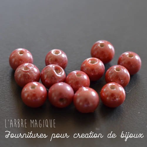 10 perles rondes en verre - indienne - couleur framboise taille 7 mm 